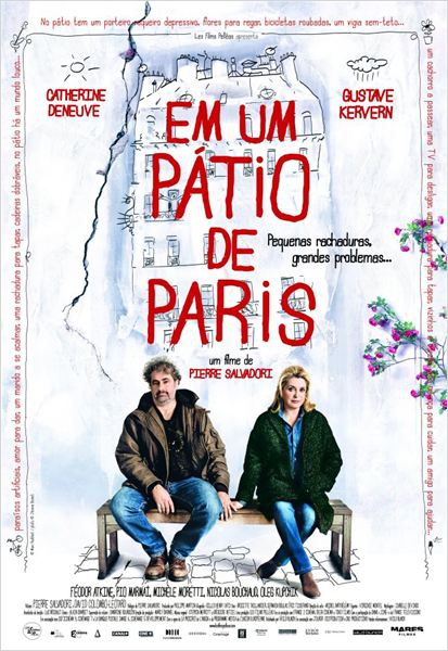 Em um Pátio de Paris  (2014) Poster 